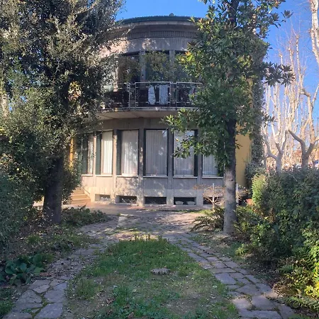 Bed & Breakfast Mase 4*